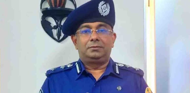 অসদাচরণের অভিযোগে বরখাস্ত সাবেক অতিরিক্ত ডিআইজি আপেল মাহমুদ