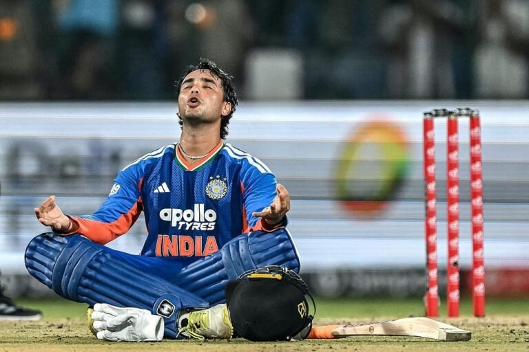 অভিষেকের সেঞ্চুরি ও মেডিটেশন উদ্‌যাপনের নেপথ্যে যে বার্তা
