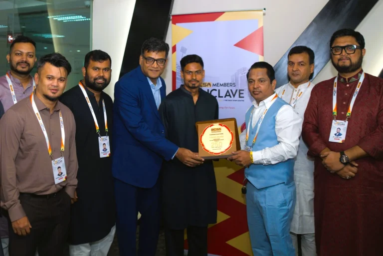 টেস্টে সর্বোচ্চ উইকেট শিকারী তাইজুলকে বিসিএসএ’র সম্মাননা