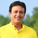 দেশত্যাগ নিয়ে গুঞ্জন, কোথায় আছেন চিত্রনায়ক রিয়াজ?