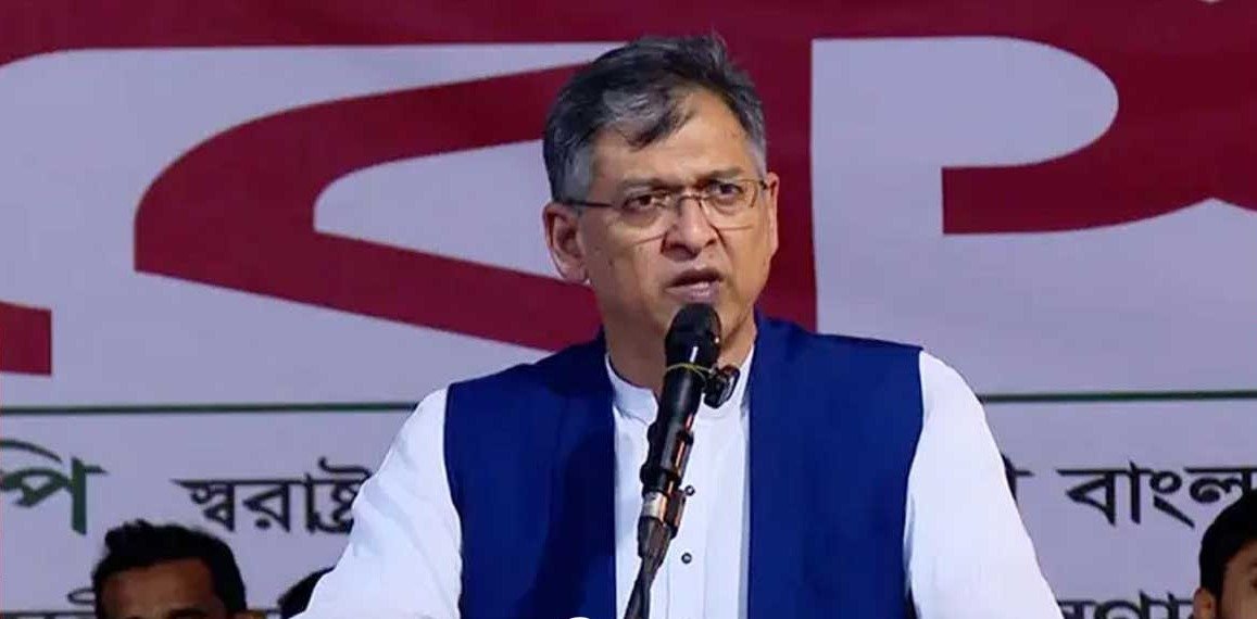 বাংলাদেশে ফ্যাসিবাদী শক্তির রাজনীতি করার সুযোগ নেই: স্বরাষ্ট্রমন্ত্রী