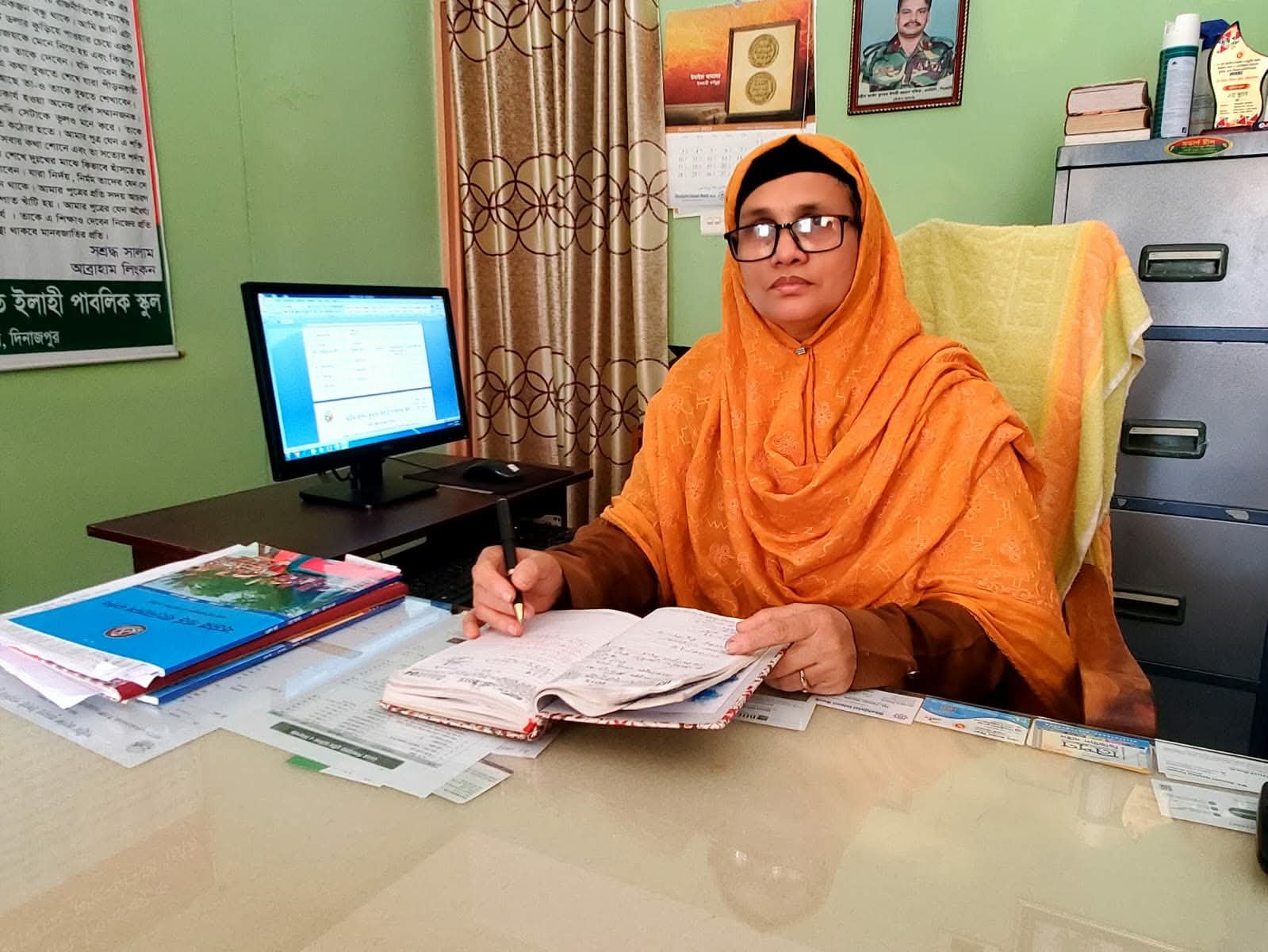 নিয়োগে জালিয়াতির অভিযোগ শহীদ কর্নেল কুদরত ইলাহী পাবলিক স্কুলের প্রধান শিক্ষক মাসুমা বেগম