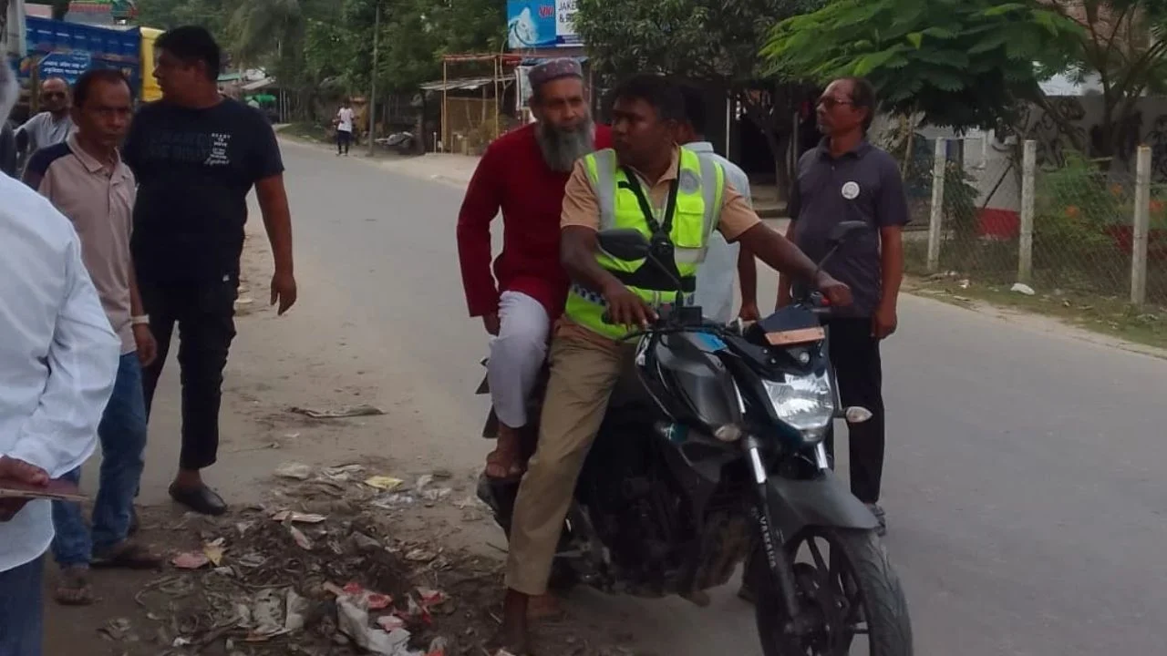 প্রধানমন্ত্রীকে নিয়ে শ্রেণিকক্ষে মন্তব্য: কুষ্টিয়ায় স্কুলশিক্ষক আটক