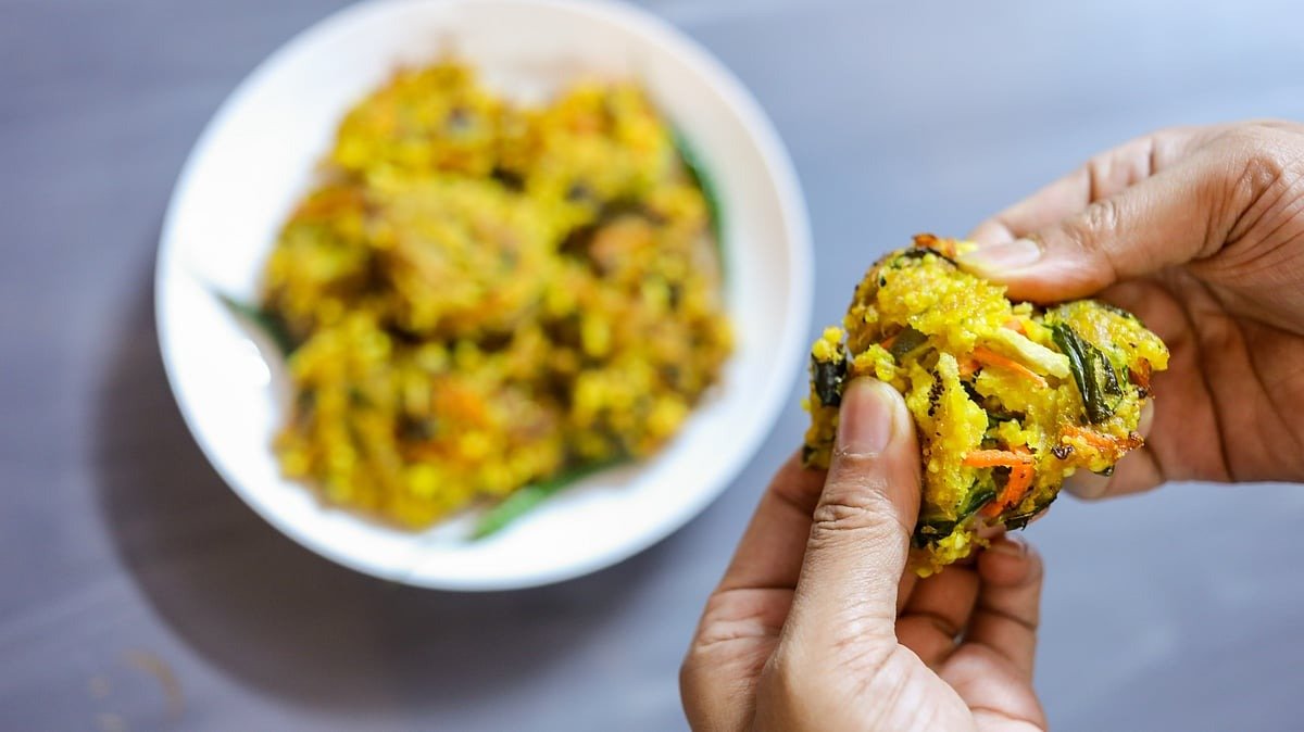 মচমচে সাবুদানার পাকোড়া তৈরির সহজ রেসিপি