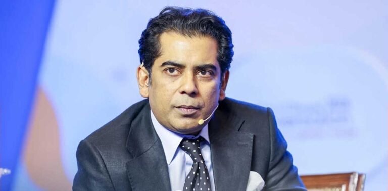 যুদ্ধ-অস্থিতিশীলতায় জড়ানোর মতো সময় আমাদের নেই: তথ্যমন্ত্রী