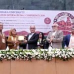 জনপ্রশাসনকে নাগরিকবান্ধব ও নিরপেক্ষ হওয়ার আহ্বান ঢাবি উপাচার্যের