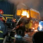 সোনারগাঁয়ে রাসায়নিকবাহী কাভার্ড ভ্যানে আগুন
