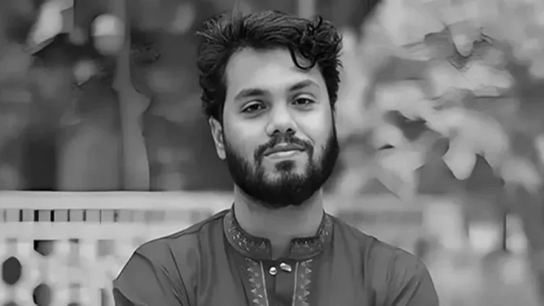 ঢাবি হলের ফটক থেকে সরানো হলো ওসমান হাদির নাম