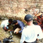 উখিয়ায় নলকূপের গ্যাসে জ্বলা আগুন ৪০ ঘণ্টাতেও অনির্বাপিত