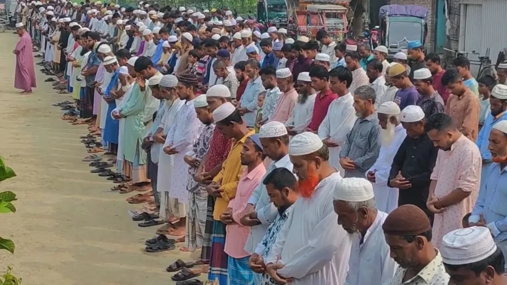 ময়মনসিংহে বাস-সিএনজি সংঘর্ষ: জামালপুরে সাতজনের শেষ বিদায়